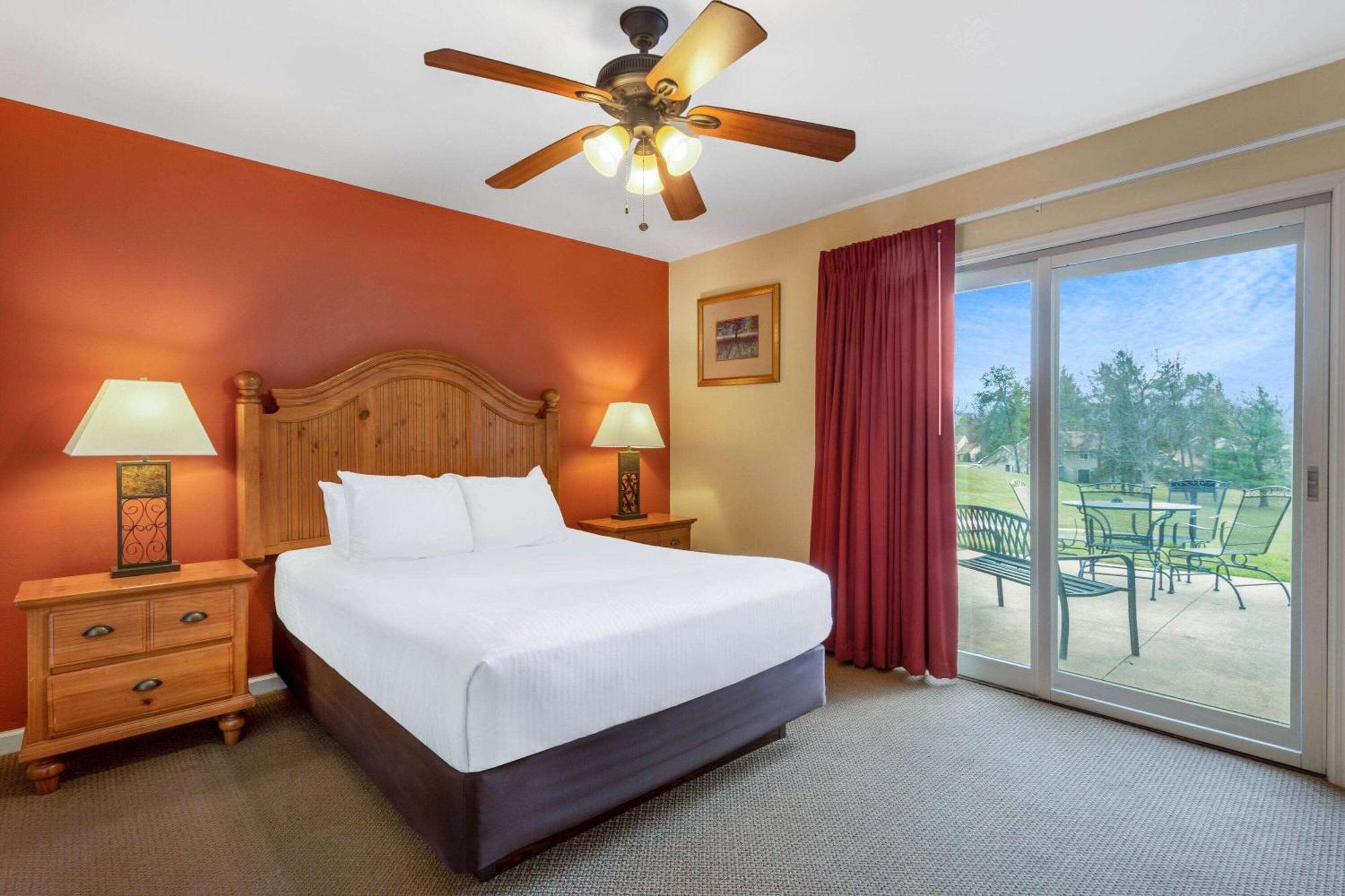 Tamarack Wisconsin Dells, A Ramada By Wyndham Hotel Lake Delton Kültér fotó