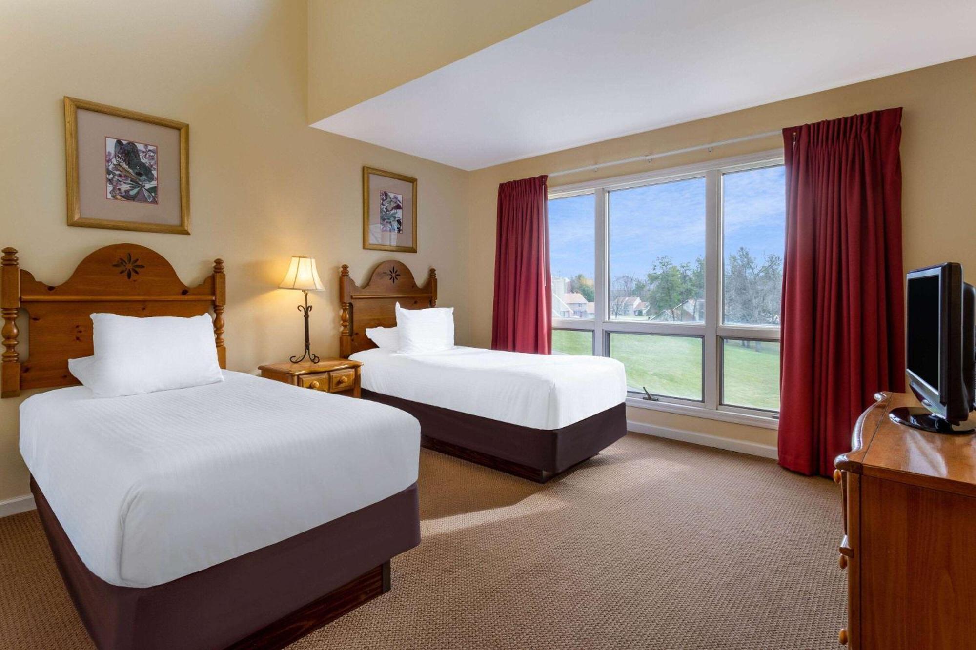 Tamarack Wisconsin Dells, A Ramada By Wyndham Hotel Lake Delton Kültér fotó